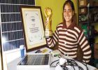 सौर ऊर्जा को अपनी कमाई का जरिया बना कर मिसाल बन गयीं कानपुर के एक गांव की ये साधारण महिलाएं