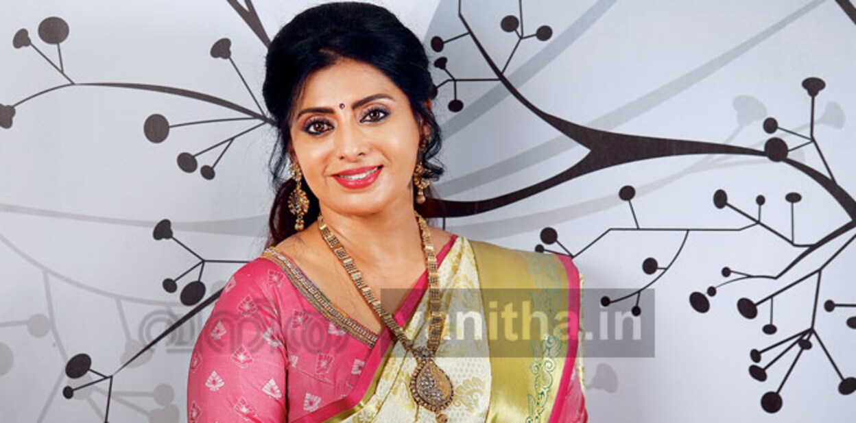 priya-raman-cute