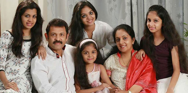krishnakumar-family17