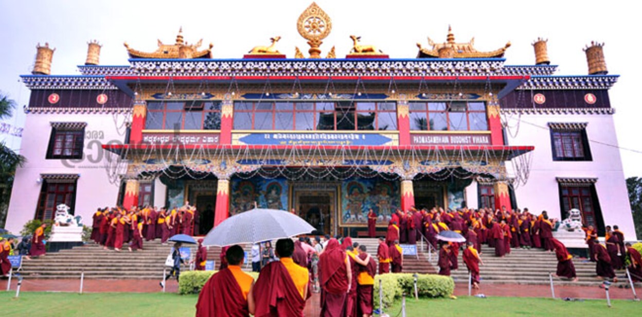 1--Tibetans