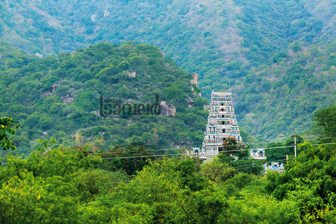 2)-Maruthamalai-Temple