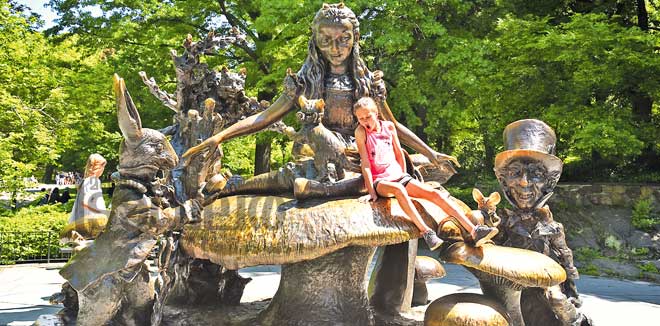 alice-in-wonderland-statue-in-central-park