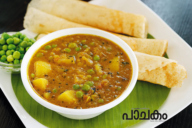 Urulakizhangu-peas-curry