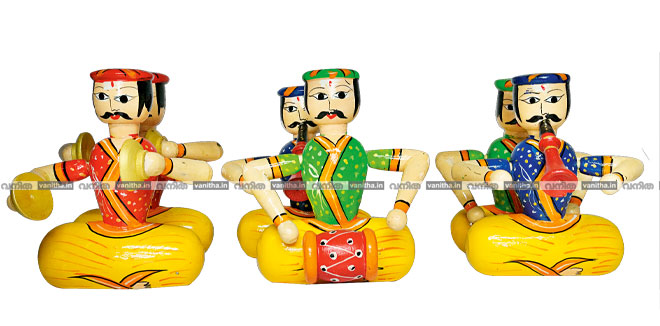 channapatna-wooden-toys-musician