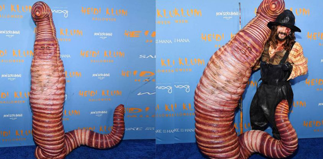 heidi-Klum-transform-to-earth-worm-halloween.jpg.image.845.440