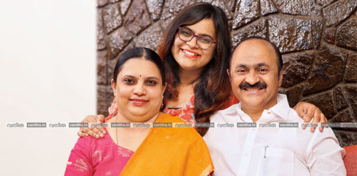vd-satheeshan-vanitha