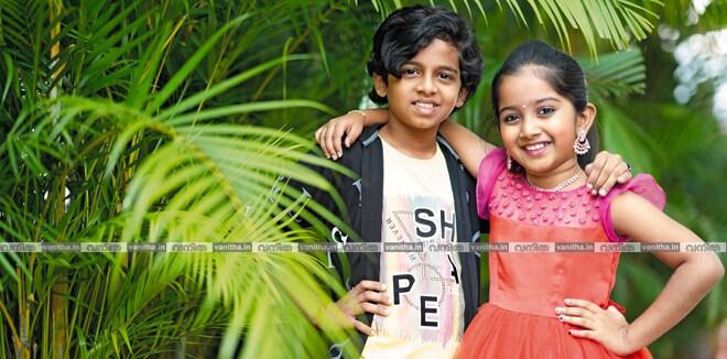 ‘കാലിൽ മുള്ളു കുത്തുന്ന സീൻ അഭിനയിക്കേണ്ടി വന്നില്ല, നൂറുവട്ടമെങ്കിലും മുള്ളു കൊണ്ടിട്ടുണ്ട്’; മാളികപ്പുറം വിശേഷങ്ങള്‍ പറഞ്ഞ് ശ്രീപതും ദേവനന്ദയും