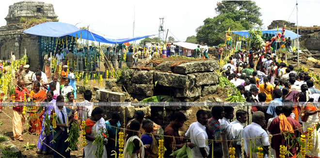 mangaladevi-temple-festival-temple-devotees2