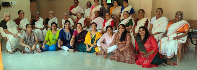 lovelies-of-trivandrum-at-amma-veedu-with-ammas-cover