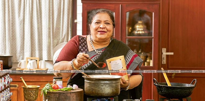 ‘ചികിത്സ ചെയ്താലും മരണം ഉറപ്പായിരുന്നു, പക്ഷേ ആ വേദന മറന്ന് ഞാനും അദ്ദേഹവും ജീവിച്ചു’: വേദനകൾ താണ്ടിയ കരളുറപ്പ്: ആബിദ റഷീദ് പറയുന്നു