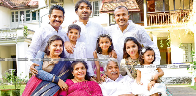 oommen-chandy-family-cover