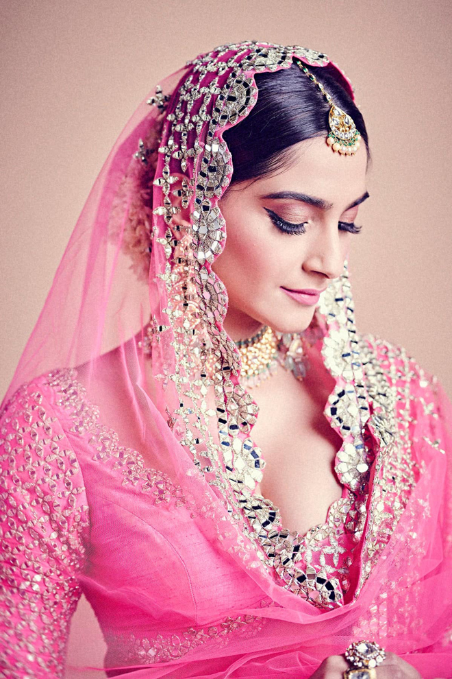 sonam-pink6678