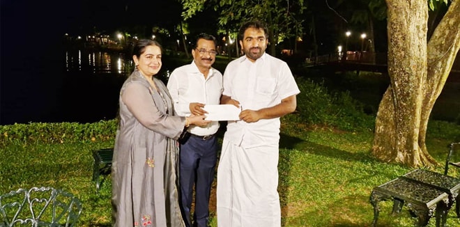 'ഭവനരഹിതര്‍ക്ക് കൈത്താങ്ങ്...'; ഉമ്മന്‍ ചാണ്ടി ഫൗണ്ടേഷനൊപ്പം പങ്കുചേര്‍ന്ന് പ്രിന്‍സ് ജ്വല്ലറിയും