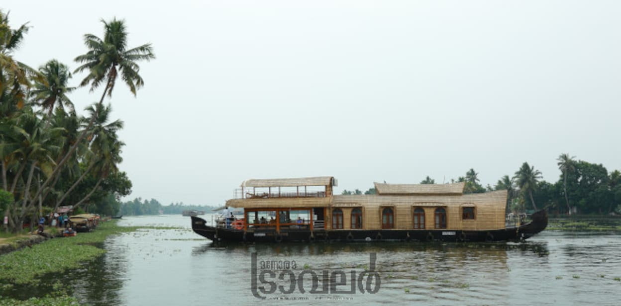 houseboat2
