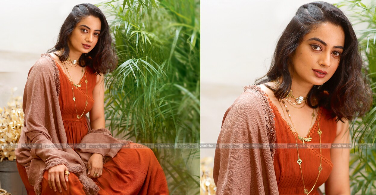 namitha-pramod-chat-new