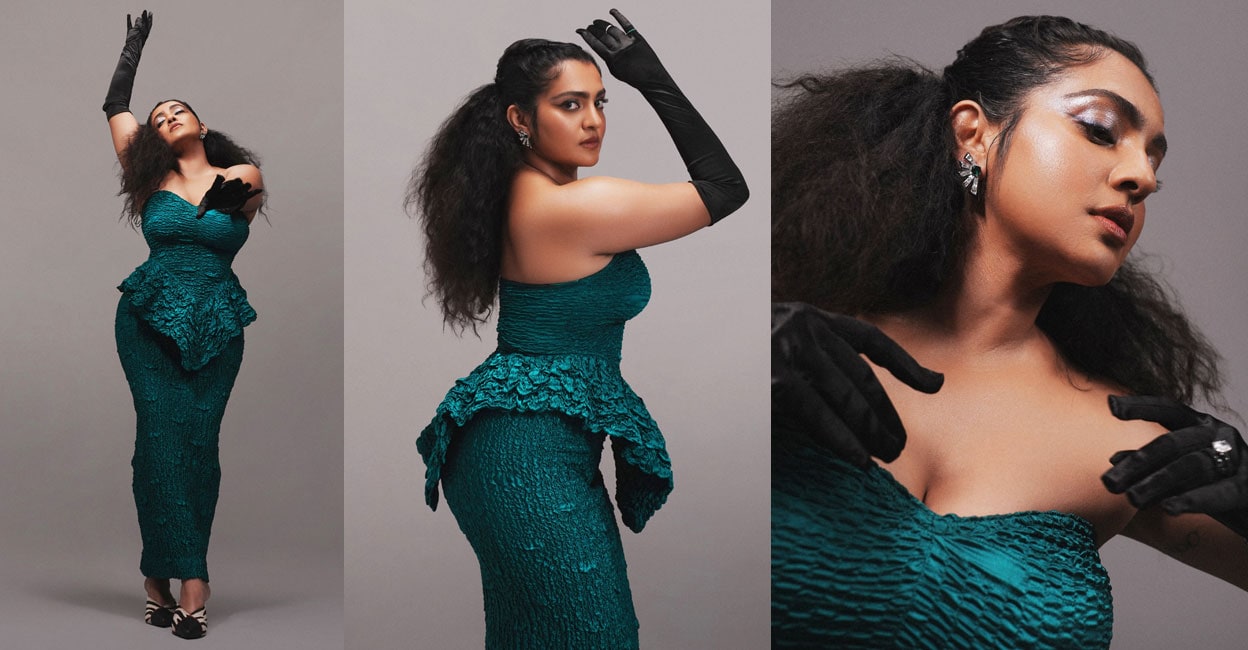 parvathy-thiruvothu-in-blue-cover