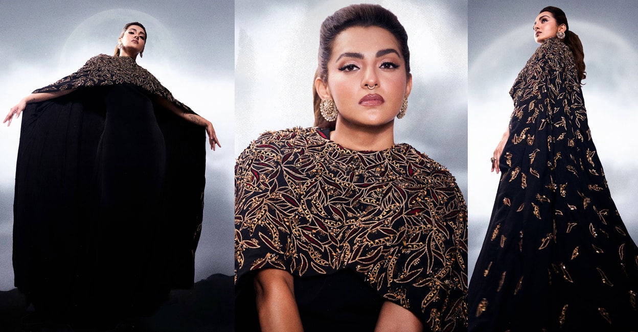 parvathy-vampair-look