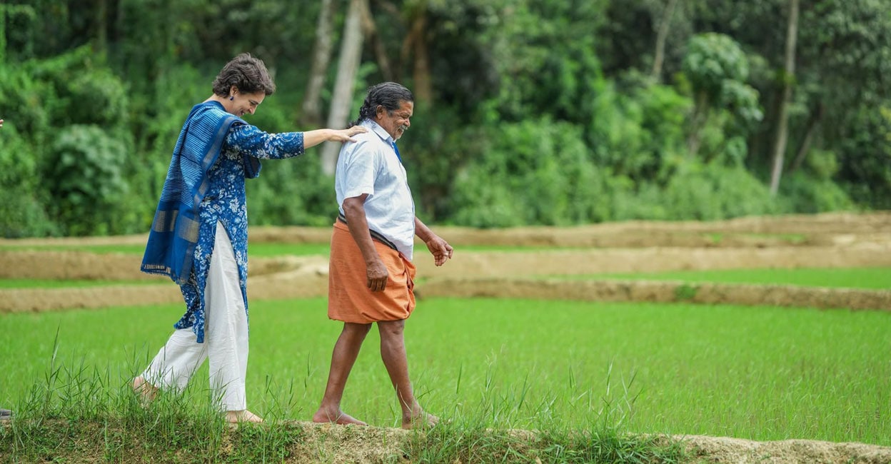priyanka-gandhi-with-cheryvayal-raman