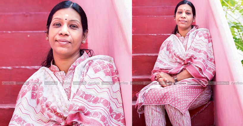 ‘നിന്ന നില്‍പ്പില്‍ ബോധം മറയും, മരണം പലപ്പോഴും ലേഖയെ കൂട്ടാനെത്തി’; ആ കുഞ്ഞുചിരികള്‍ മായ്ക്കാന്‍ ദൈവം ക്രൂരനല്ലല്ലോ! 