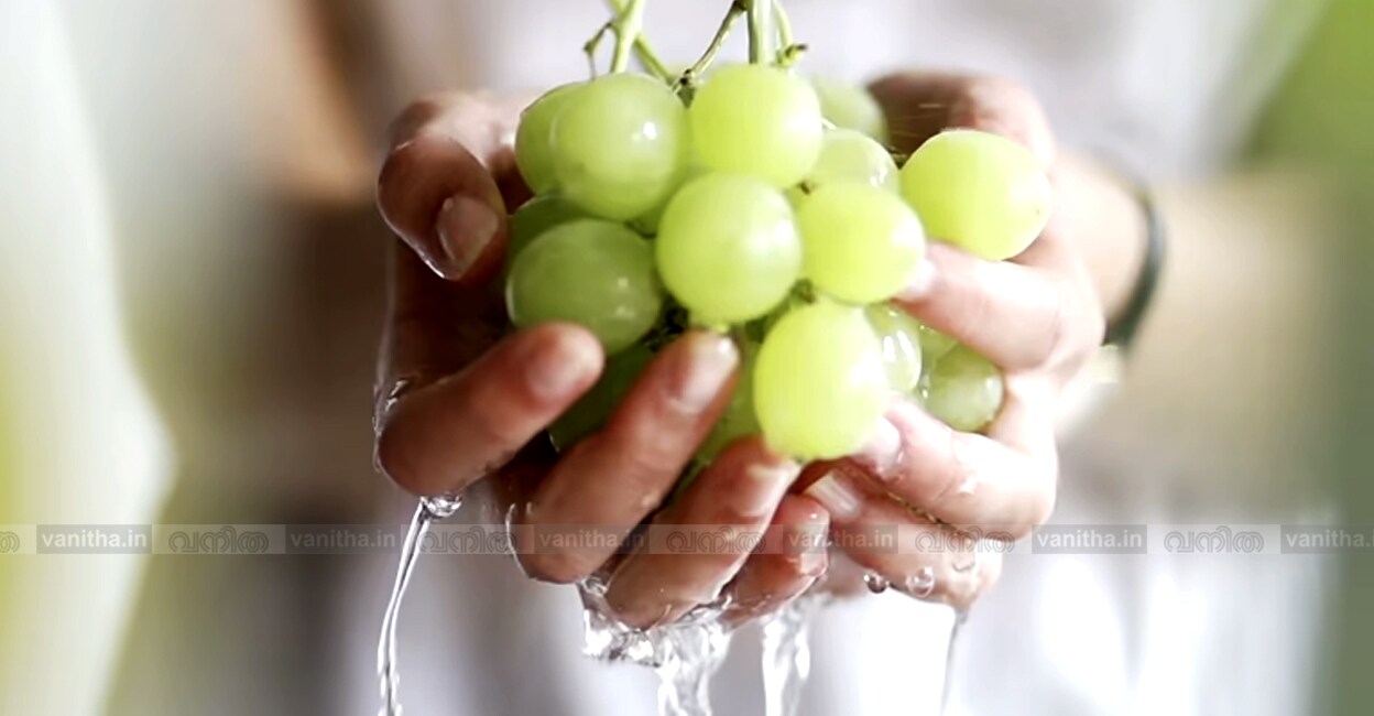 Washinggrapesimg