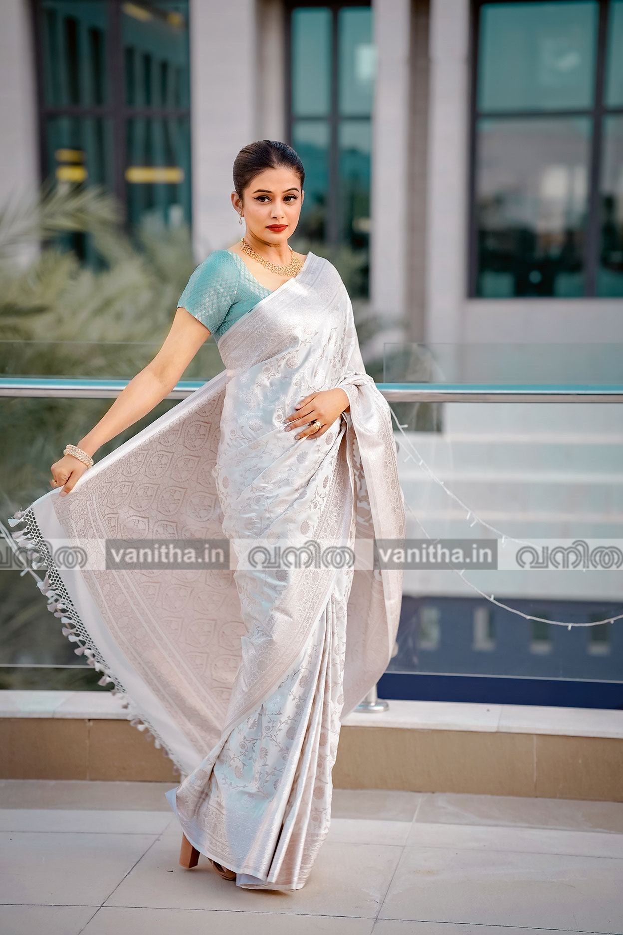 priyamony-66 priyamony-66