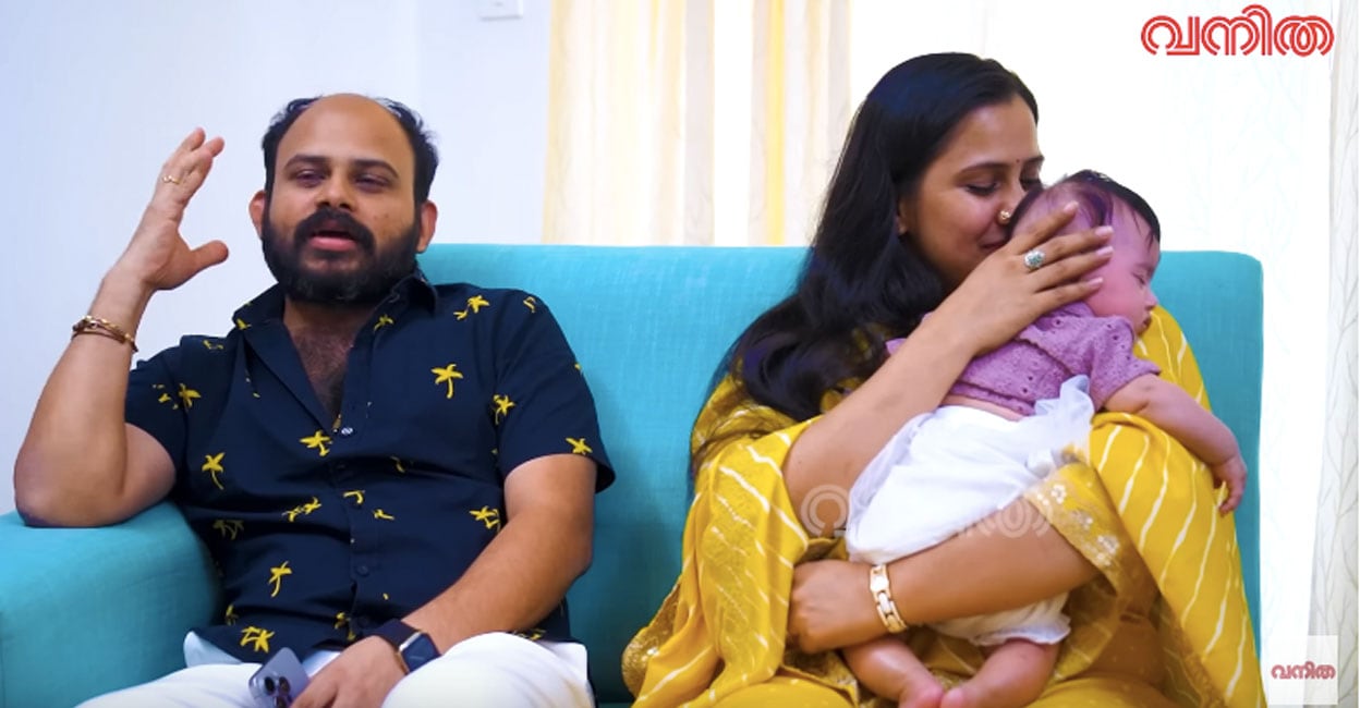 vijay-devika-54