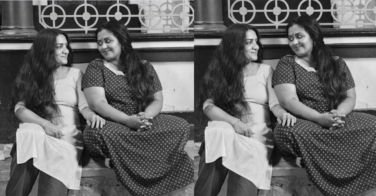 ‘അങ്ങനെ എന്റെ അടുത്ത് ഈശ്വരനായിട്ട് അയച്ചതാണ് ഇവളെ...’: വൈകാരിക ...
