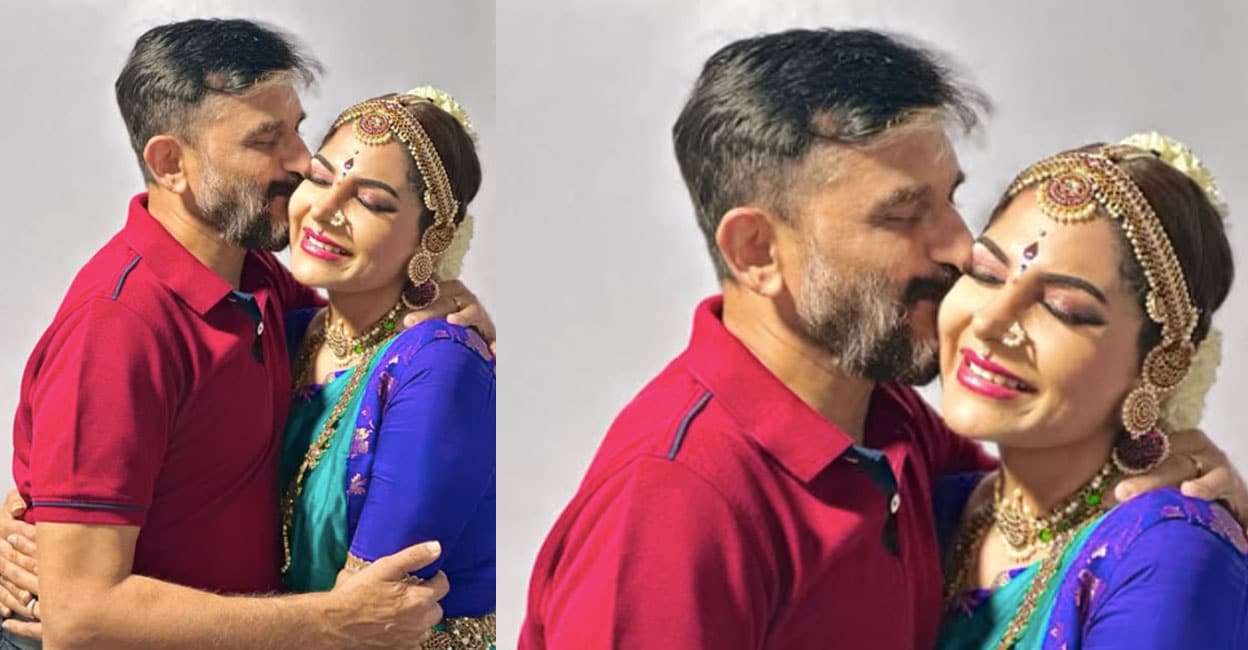 asha-sarath-wedding-anniversary-2025