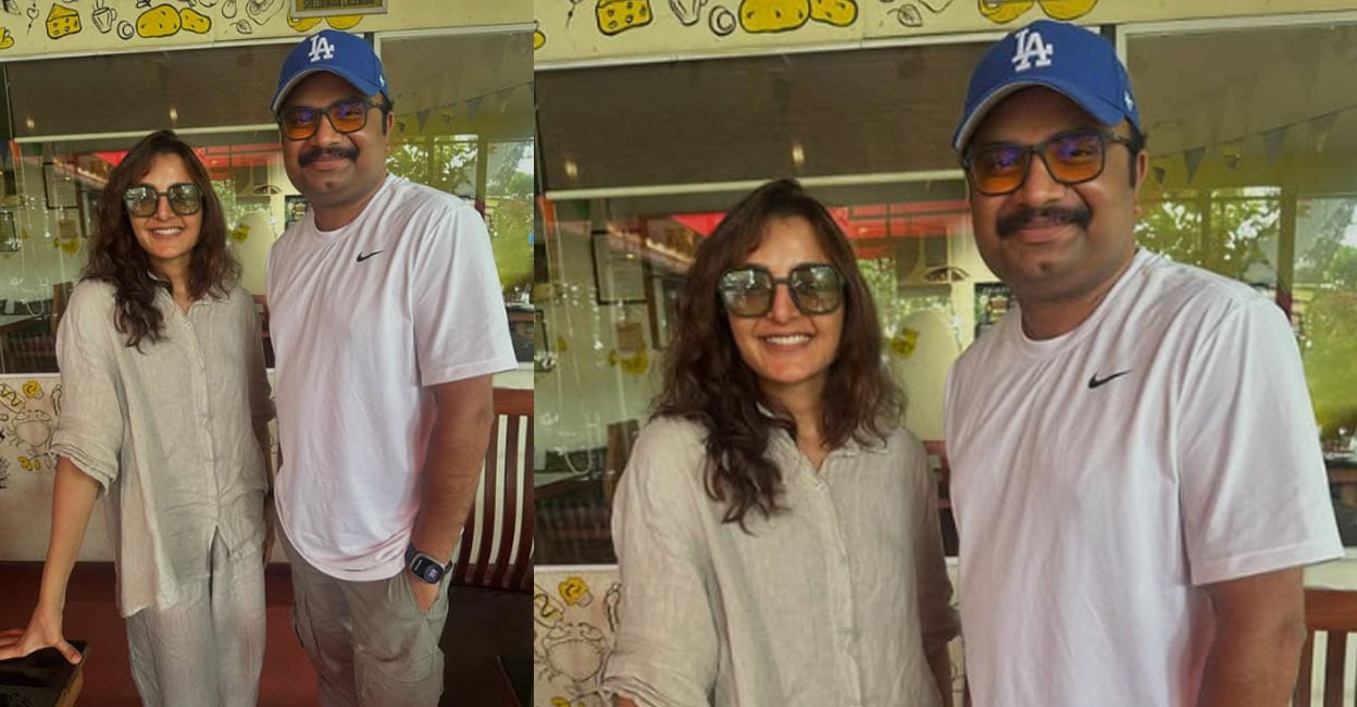 jis-joy-manju-warrier