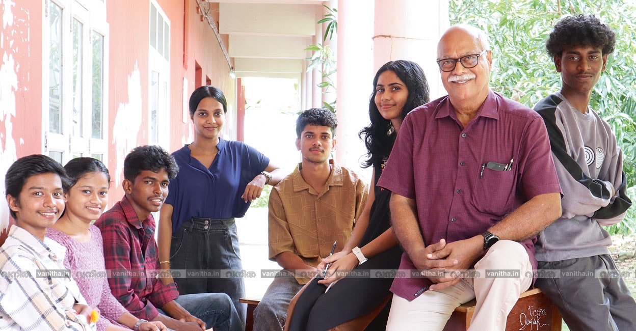 sahadevan-pillai sahadevan-pillai