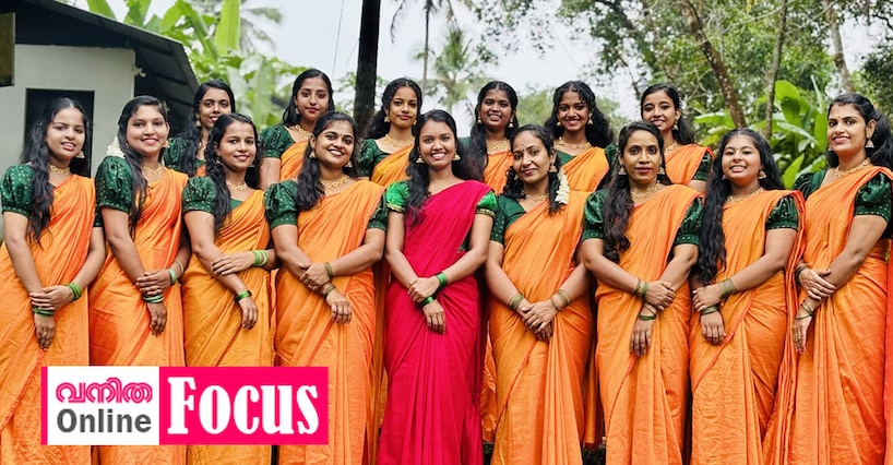 നാട്ടിലെ സ്ത്രീകൾ ഒന്നിച്ച നൃത്ത സംഘം,‘താളച്ചുവട്’ എന്ന പുതിയ പരീക്ഷണം...250 വേദികള്‍ കടന്ന് ‘ഓംകാര’ 