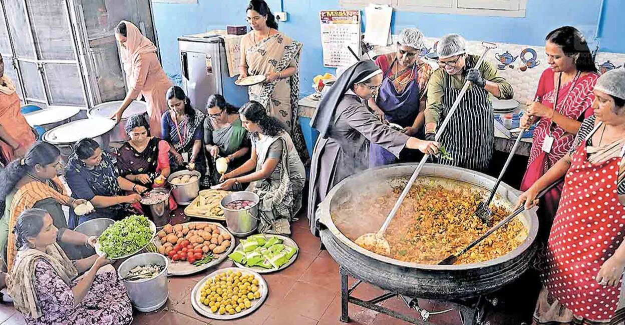 elizabeth-teacher-kollam