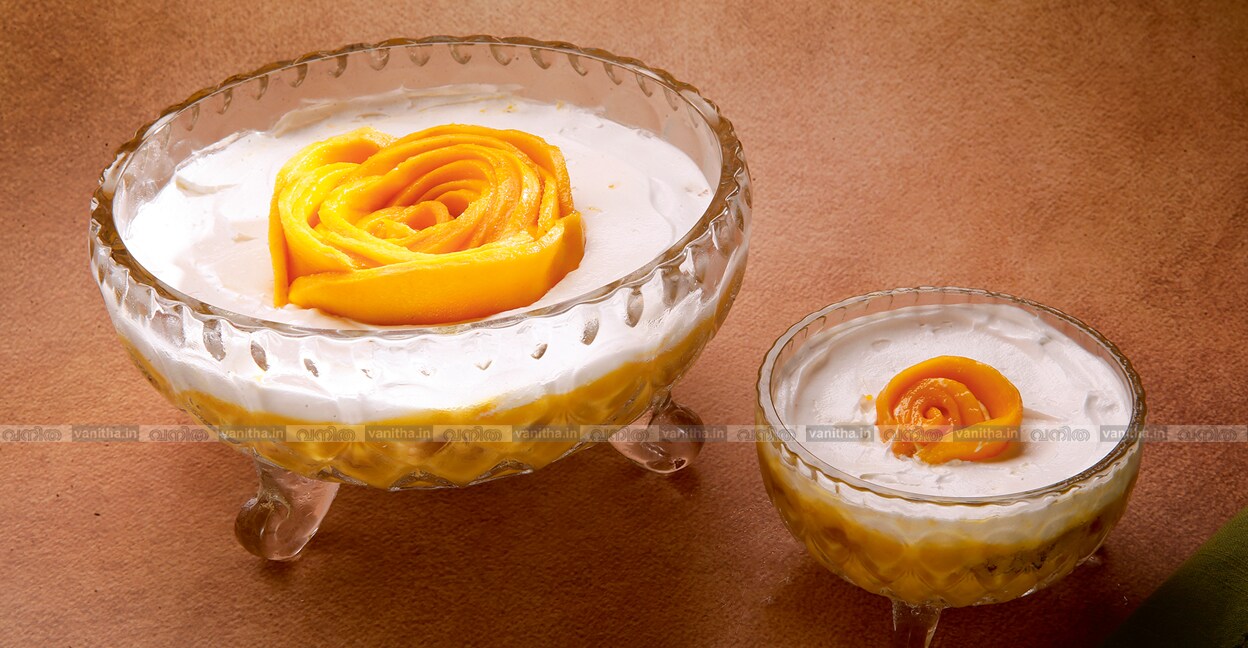 Mango-biscuit-pudding