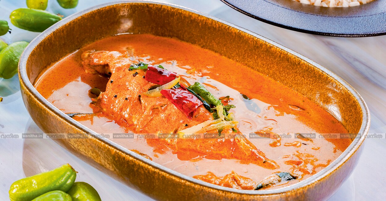 Ayala-irumban-puli-curry