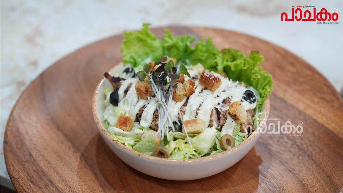 chickenceasersalad