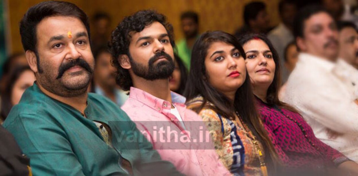 Photo:Neelesh E K