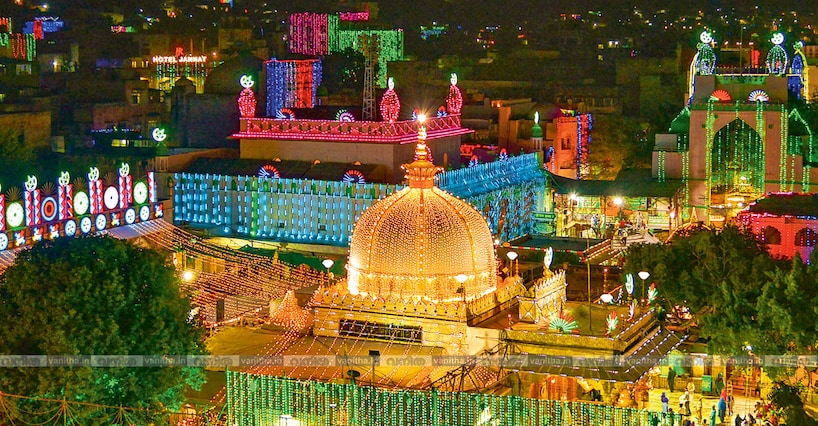 ‘കുഞ്ഞിനെക്കൊണ്ടു പിതാവിന്റെ പേരു പറയിച്ച കറാമത്ത്’: അജ്മീർ ഖ്വാജാ മുഈനുദ്ദീന്‍ ചിശ്തിയുടെ സന്നിധിയിലേക്ക് ഈ യാത്ര