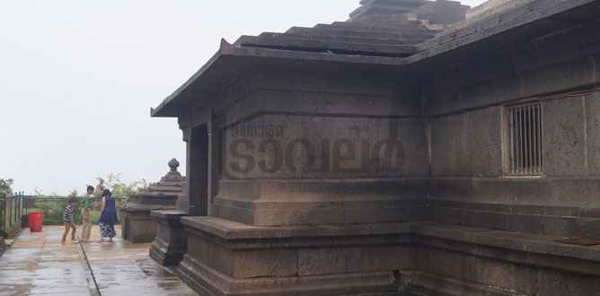 Mahabaleswar-temple-2