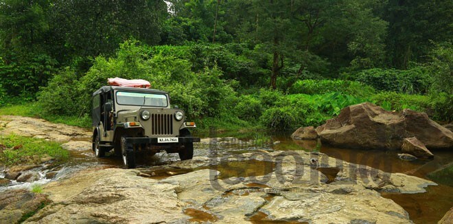 5)-Mankulam---Anakkulam-jeep-trekking 5)-Mankulam---Anakkulam-jeep-trekking